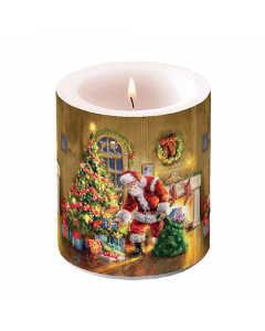 Candle medium Gifts under Christmas tree