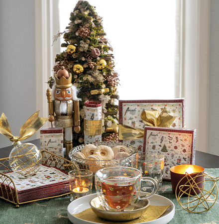 Image Ornaments all over